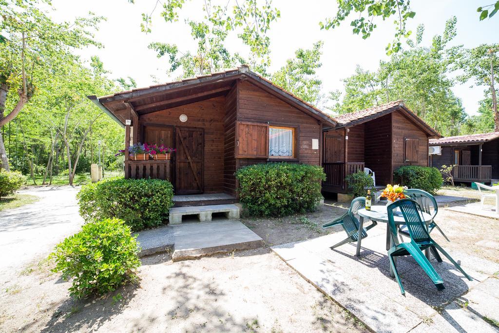 Camping Dei Tigli Torre del Lago Puccini Room photo
